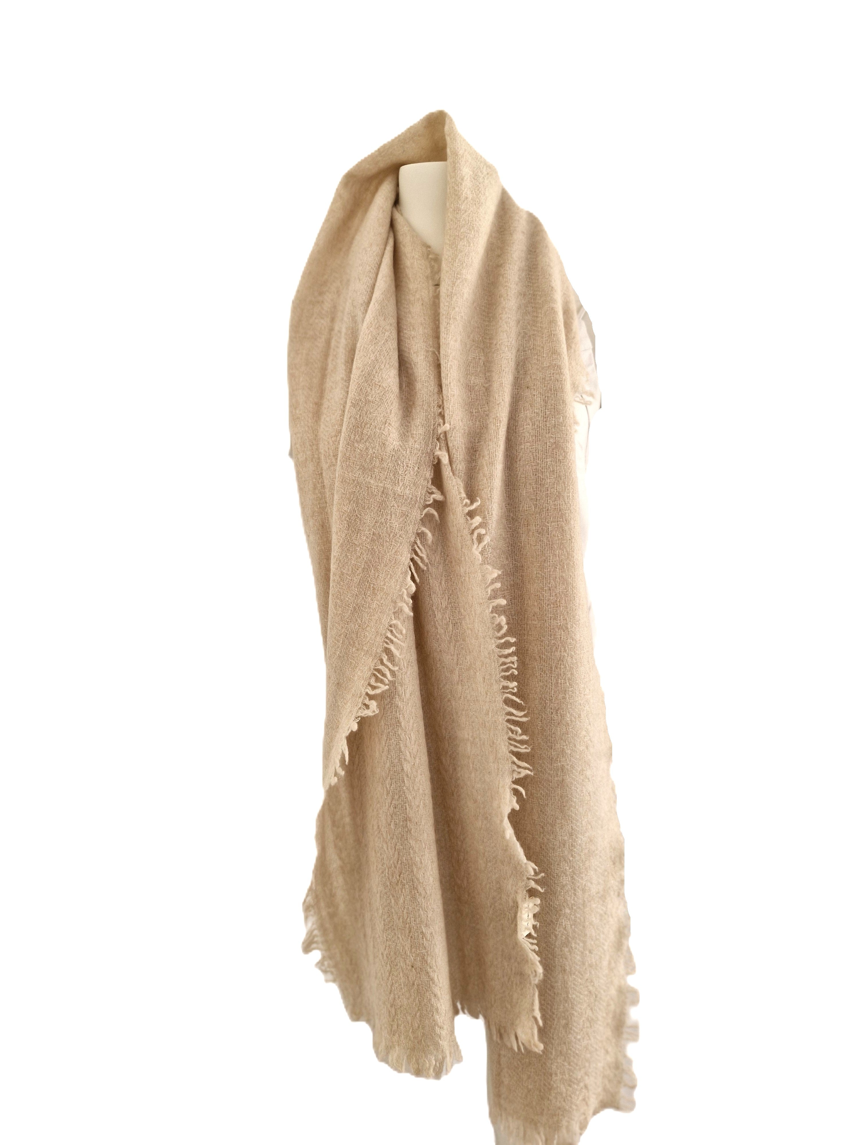 Biege_arrow_cashmere_scarf_eco_twenty_sustainable_fashion_3