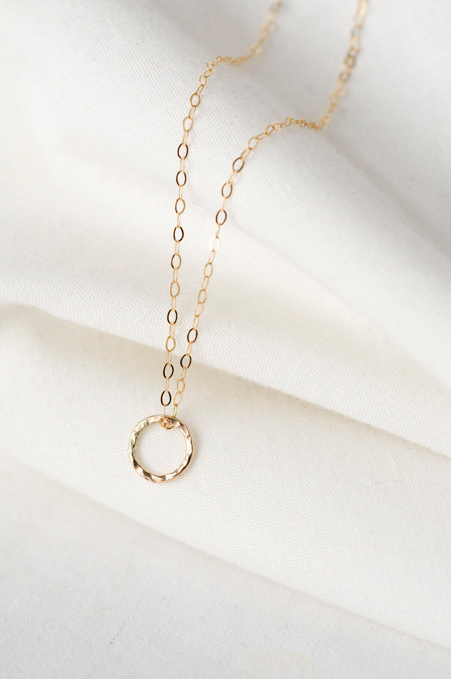 9ct Gold Textured Circle Necklace